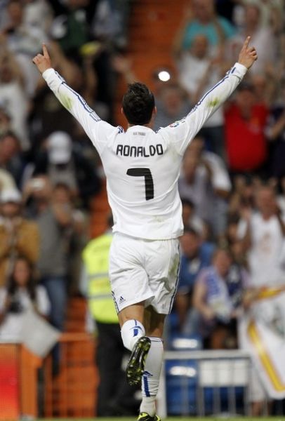 还在回球时 还在回球时