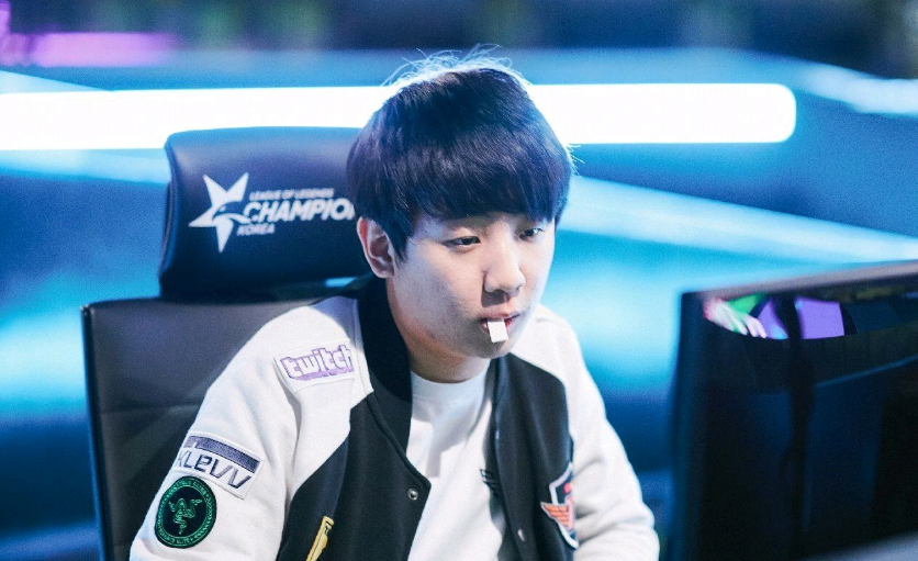 更代表着他 更代表着他