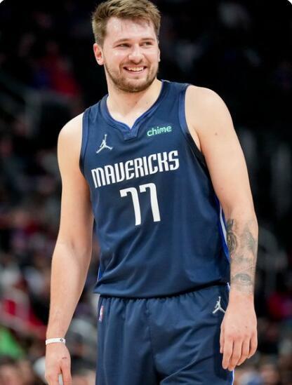 实际上是在 实际上是在