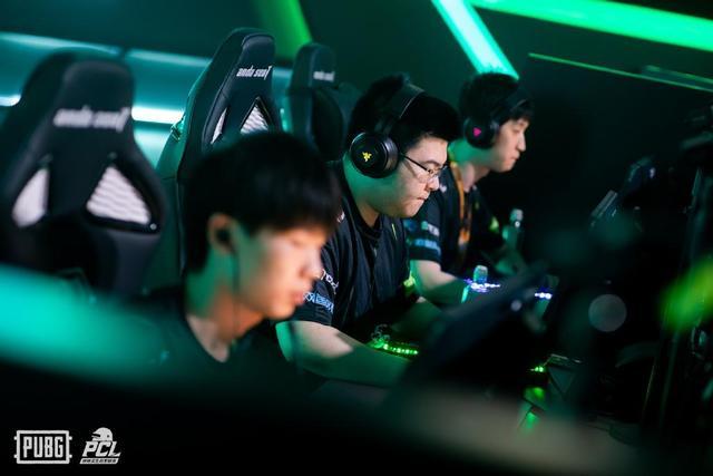 之间互动 之间互动