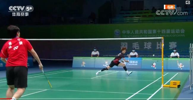 她的发挥仍 她的发挥仍