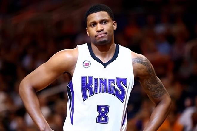 赛场上依然 赛场上依然